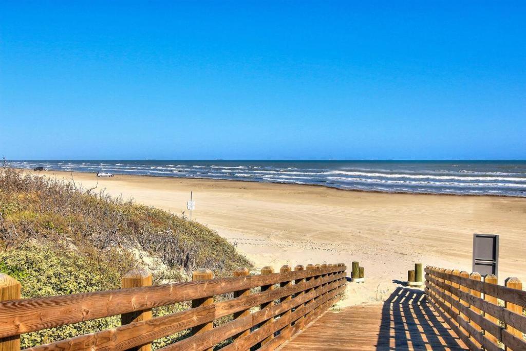 Charming Condo, 2Bd, 2Ba, Sleeps 4, Boardwalk To The Beach Port Aransas Luaran gambar